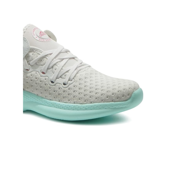 Sport Shoes For Women - Image 3